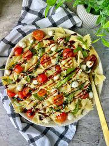Caprese Salad ® 🥗 (VEG)